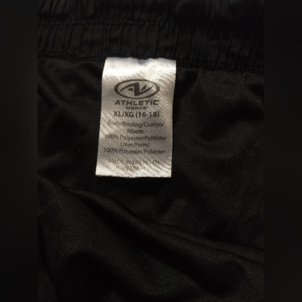 Black Athletic Shorts with Elastic Waistband - Picture 9 of 10